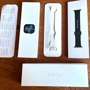 Apple Watch Series 11 Packging